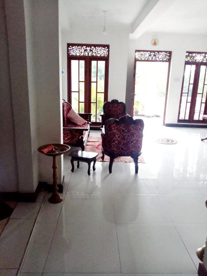 Chandi Mahal Homestay Kandy Eksteriør bilde