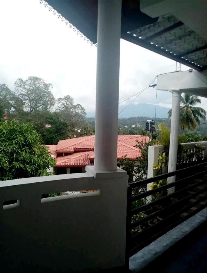 Chandi Mahal Homestay Kandy Eksteriør bilde