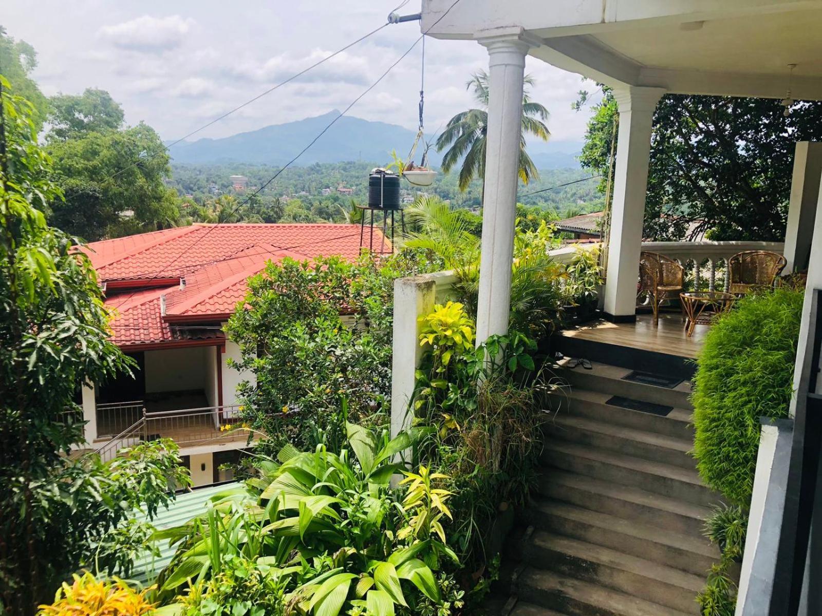 Chandi Mahal Homestay Kandy Eksteriør bilde